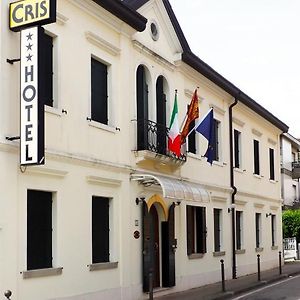 Hotel Cris